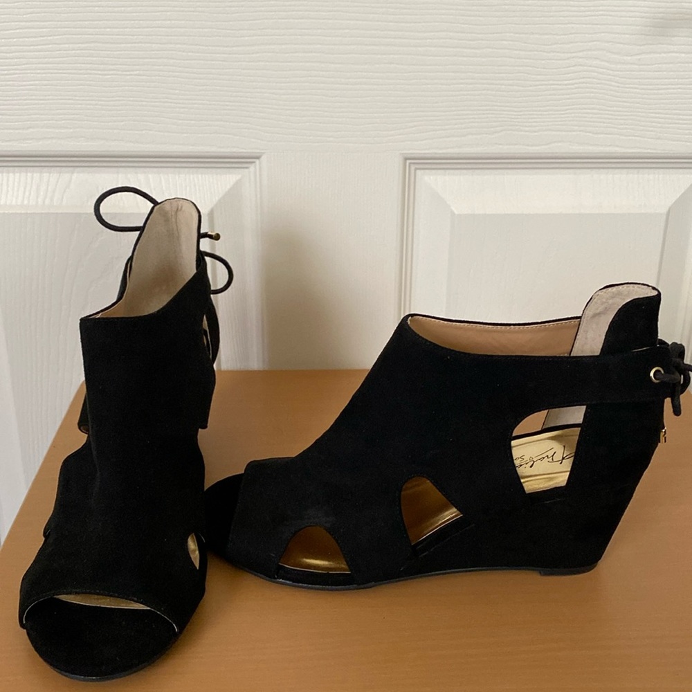Thalia Sodi Adra Black Faux Suede Caged Wedge Sandal Wide Width Size 9W